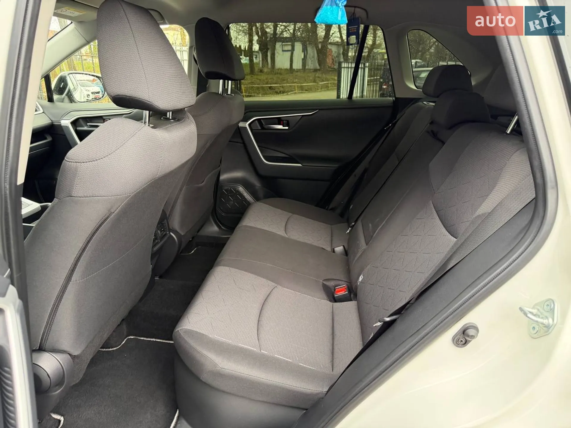 2021 Toyota RAV 4 - мініатюра 33