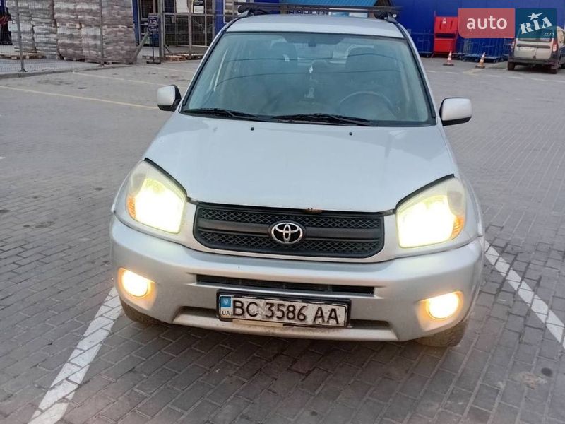 Toyota RAV4 2004