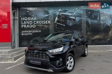 Внедорожник / Кроссовер Toyota RAV4 2019 в Одессе