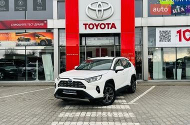 Позашляховик / Кросовер Toyota RAV4 2022 в Тернополі