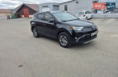 Позашляховик / Кросовер Toyota RAV4 2015 в Дніпрі