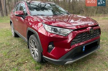 Позашляховик / Кросовер Toyota RAV4 2018 в Києві