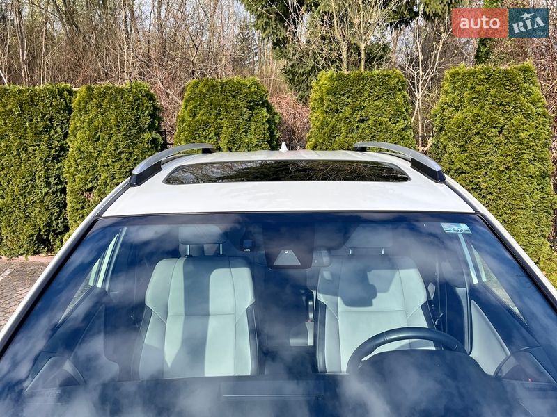 Внедорожник / Кроссовер Toyota RAV4 2018 в Львове