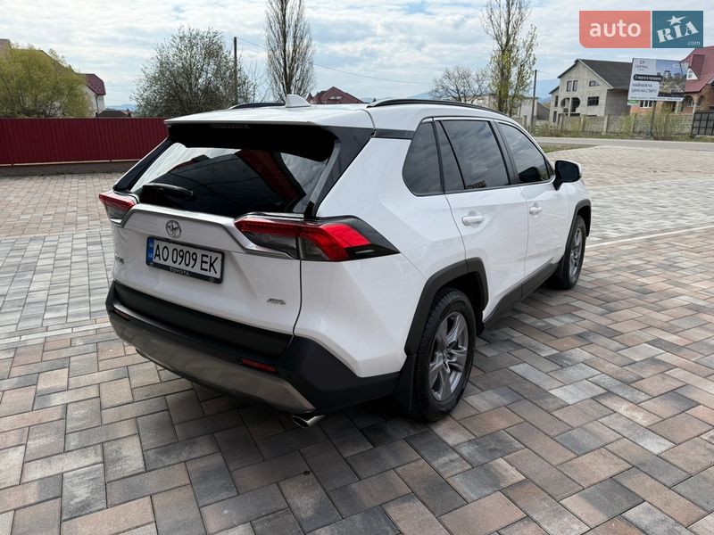 Внедорожник / Кроссовер Toyota RAV4 2022 в Тячеве фото 29 Внедорожник / Кроссовер Toyota RAV4 2022 в Тячеве