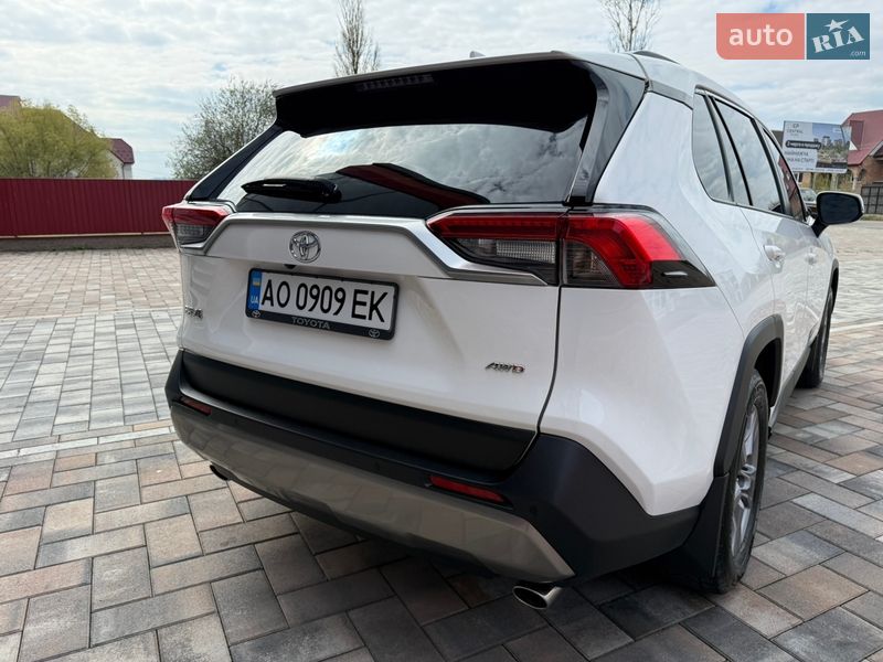 Внедорожник / Кроссовер Toyota RAV4 2022 в Тячеве фото 34 Внедорожник / Кроссовер Toyota RAV4 2022 в Тячеве