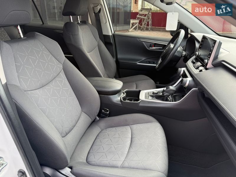 Внедорожник / Кроссовер Toyota RAV4 2022 в Тячеве фото 51 Внедорожник / Кроссовер Toyota RAV4 2022 в Тячеве