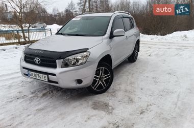 Внедорожник / Кроссовер Toyota RAV4 2007 в Кременце