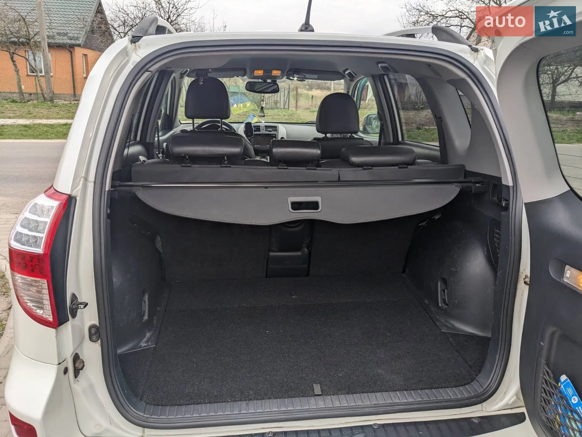 2010 Toyota RAV 4 - мініатюра 18
