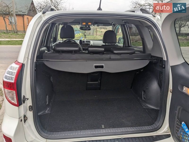 Внедорожник / Кроссовер Toyota RAV4 2010 в Владимире фото 18 Внедорожник / Кроссовер Toyota RAV4 2010 в Владимире