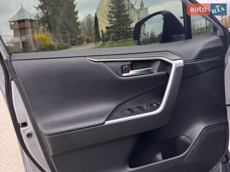 Внедорожник / Кроссовер Toyota RAV4 2020 в Львове фото 9 Внедорожник / Кроссовер Toyota RAV4 2020 в Львове