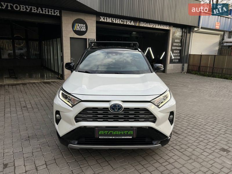 Внедорожник / Кроссовер Toyota RAV4 2018 в Одессе