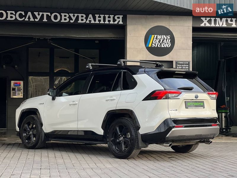 Внедорожник / Кроссовер Toyota RAV4 2018 в Одессе