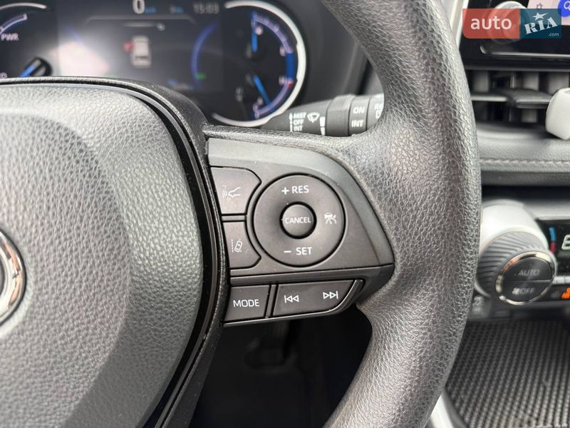 Внедорожник / Кроссовер Toyota RAV4 2024 в Киеве