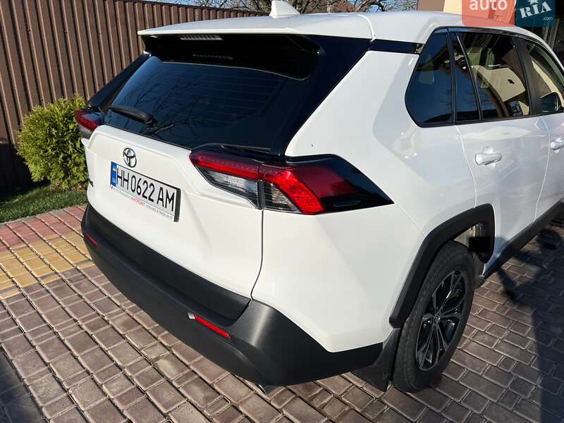 Позашляховик / Кросовер Toyota RAV4 2019 в Чорноморську