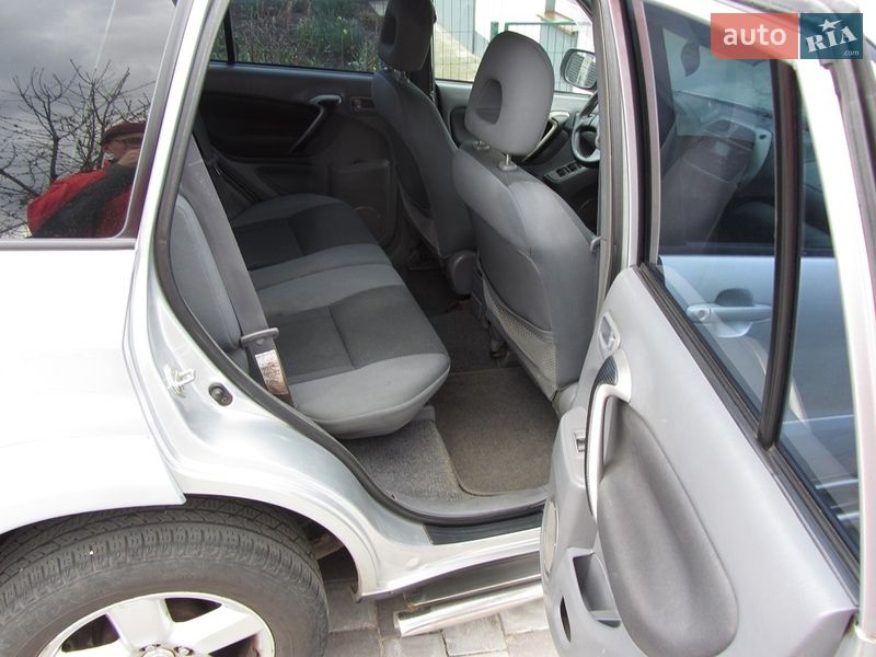 Позашляховик / Кросовер Toyota RAV4 2002 в Хмельницькому