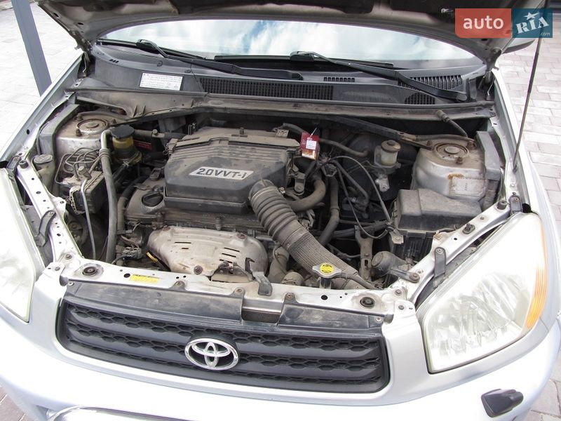 Позашляховик / Кросовер Toyota RAV4 2002 в Хмельницькому