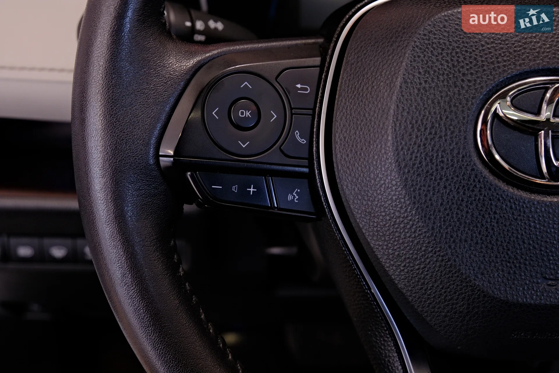 2020 Toyota RAV 4 - мініатюра 21