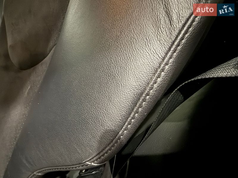 Позашляховик / Кросовер Toyota RAV4 2011 в Одесі