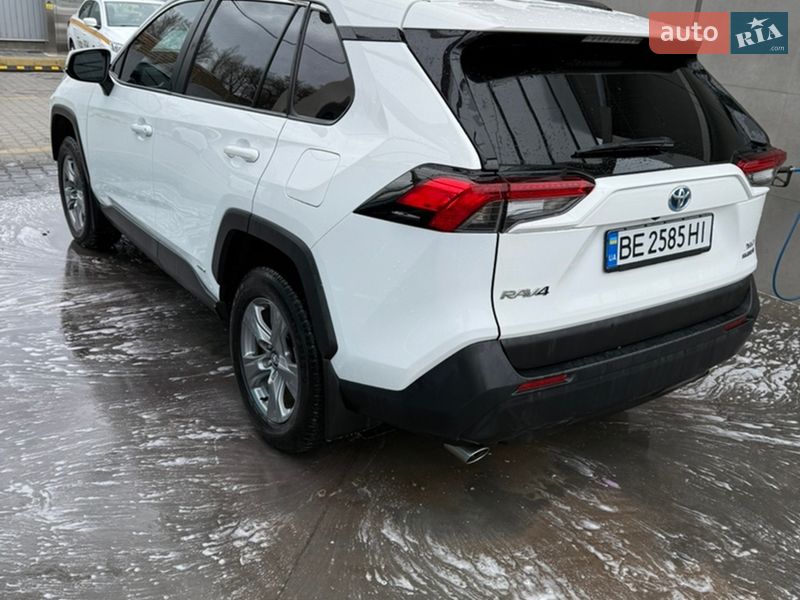 Позашляховик / Кросовер Toyota RAV4 2024 в Миколаєві