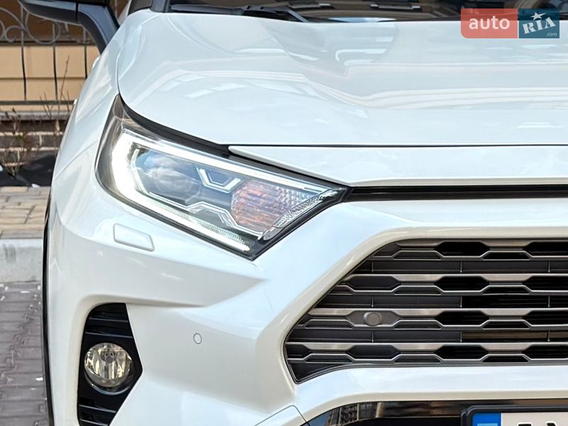Внедорожник / Кроссовер Toyota RAV4 2020 в Киеве фото 36 Внедорожник / Кроссовер Toyota RAV4 2020 в Киеве