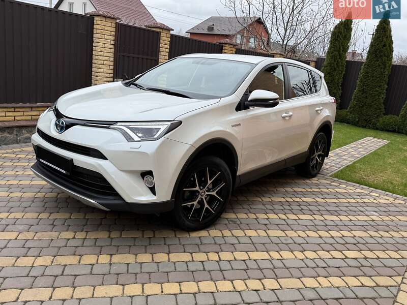 Внедорожник / Кроссовер Toyota RAV4 2016 в Виннице фото Внедорожник / Кроссовер Toyota RAV4 2016 в Виннице