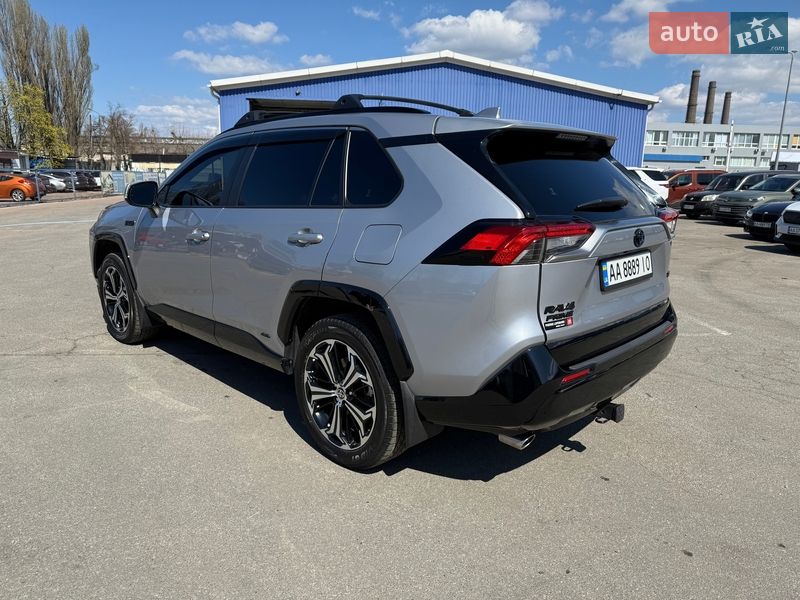 Внедорожник / Кроссовер Toyota RAV4 2023 в Киеве фото 9 Внедорожник / Кроссовер Toyota RAV4 2023 в Киеве