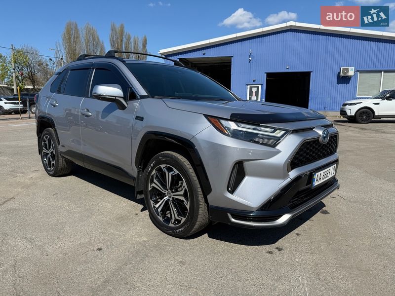 Внедорожник / Кроссовер Toyota RAV4 2023 в Киеве фото 14 Внедорожник / Кроссовер Toyota RAV4 2023 в Киеве