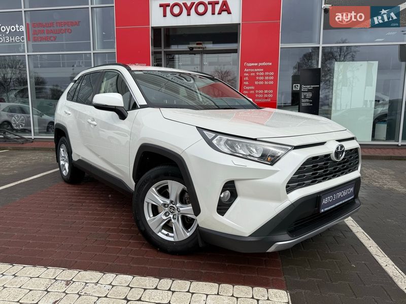 Позашляховик / Кросовер Toyota RAV4 2019 в Вінниці