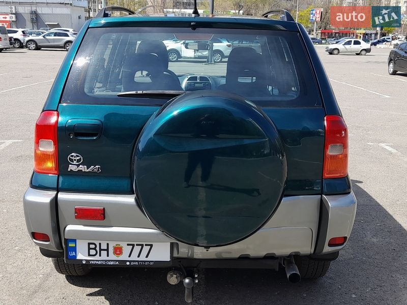 Внедорожник / Кроссовер Toyota RAV4 2003 в Одессе