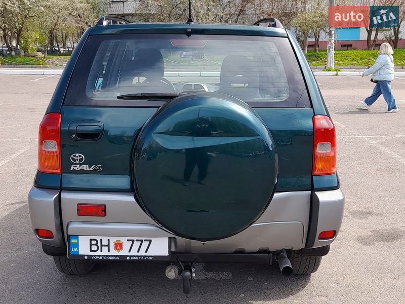 Внедорожник / Кроссовер Toyota RAV4 2003 в Одессе