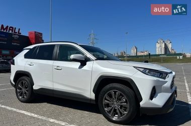 Внедорожник / Кроссовер Toyota RAV4 2023 в Киеве