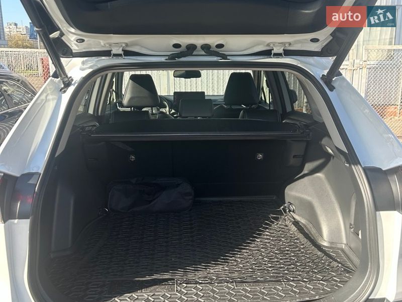 Внедорожник / Кроссовер Toyota RAV4 2023 в Киеве фото 29 Внедорожник / Кроссовер Toyota RAV4 2023 в Киеве