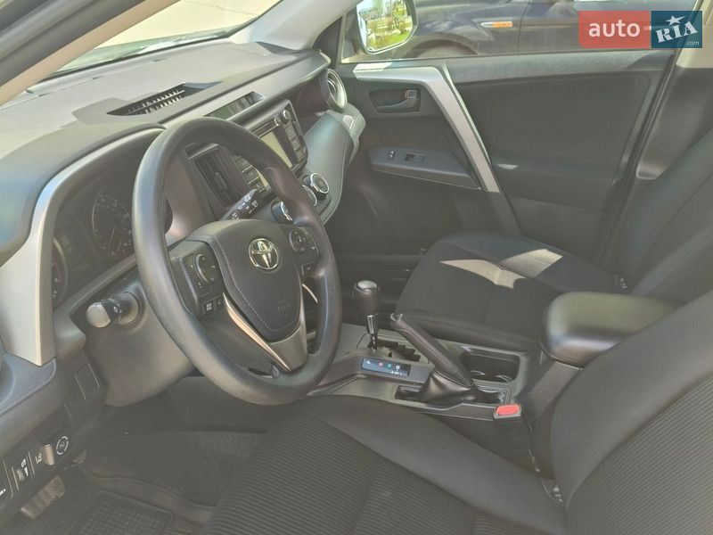 Внедорожник / Кроссовер Toyota RAV4 2016 в Броварах фото 7 Внедорожник / Кроссовер Toyota RAV4 2016 в Броварах