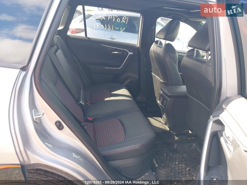 Внедорожник / Кроссовер Toyota RAV4 2023 в Киеве фото 42 Внедорожник / Кроссовер Toyota RAV4 2023 в Киеве