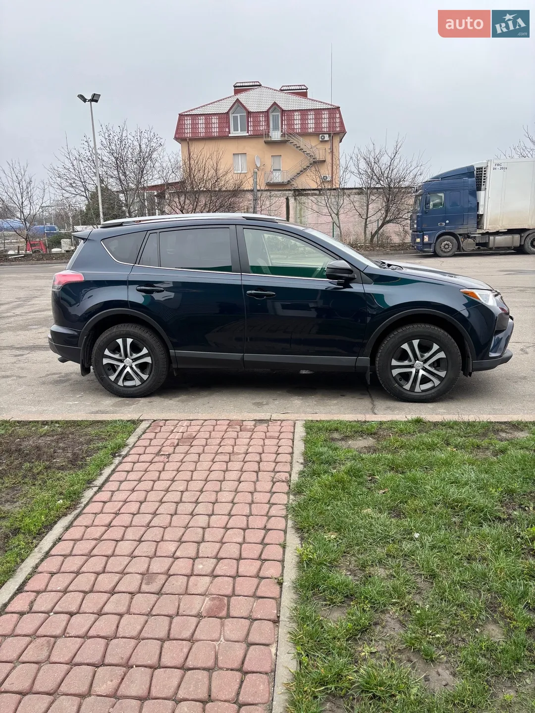 2018 Toyota RAV 4 - мініатюра 4