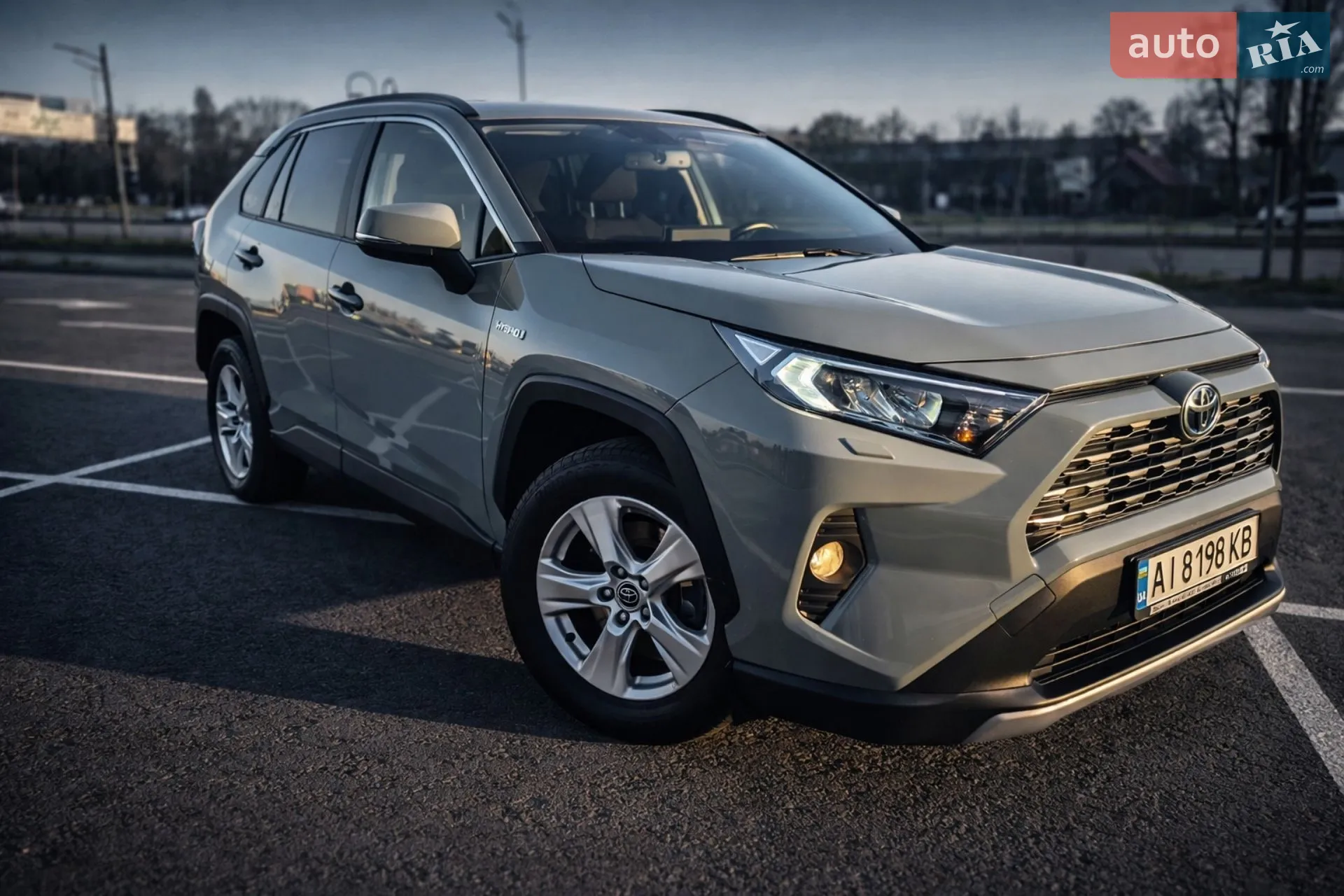 2018 Toyota RAV 4 - мініатюра 3