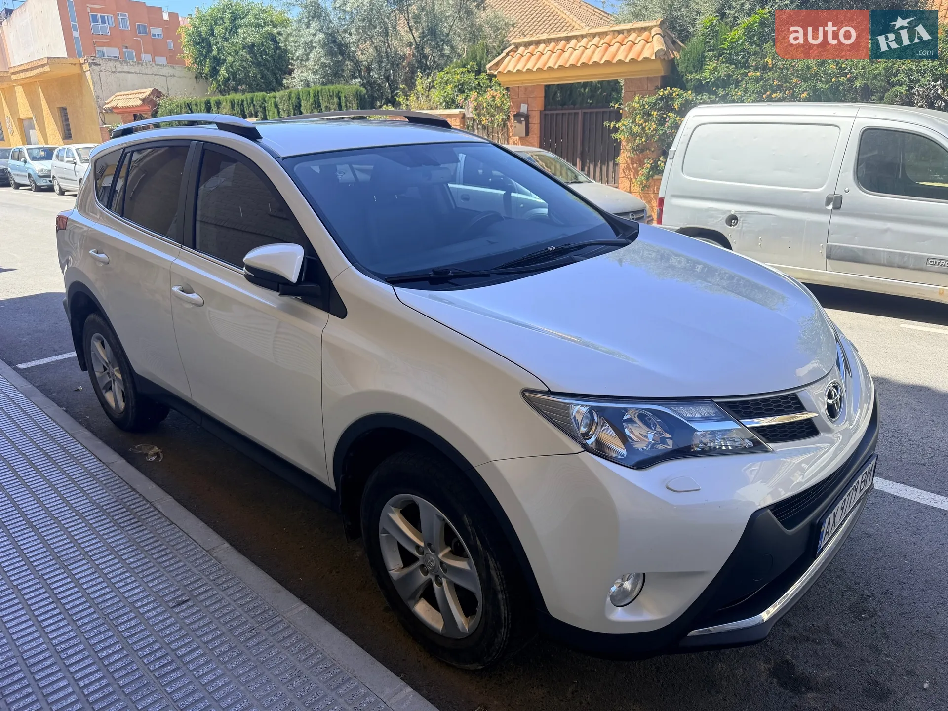 2014 Toyota RAV 4 - мініатюра 4