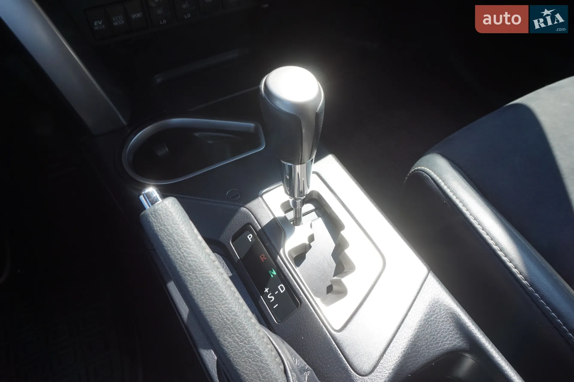 2017 Toyota RAV 4 - мініатюра 47