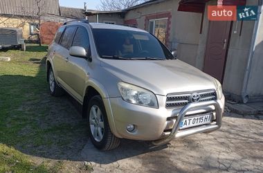 Позашляховик / Кросовер Toyota RAV4 2006 в Веселиновому