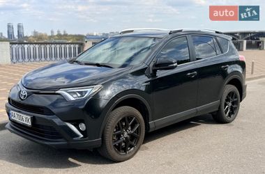 Позашляховик / Кросовер Toyota RAV4 2018 в Києві