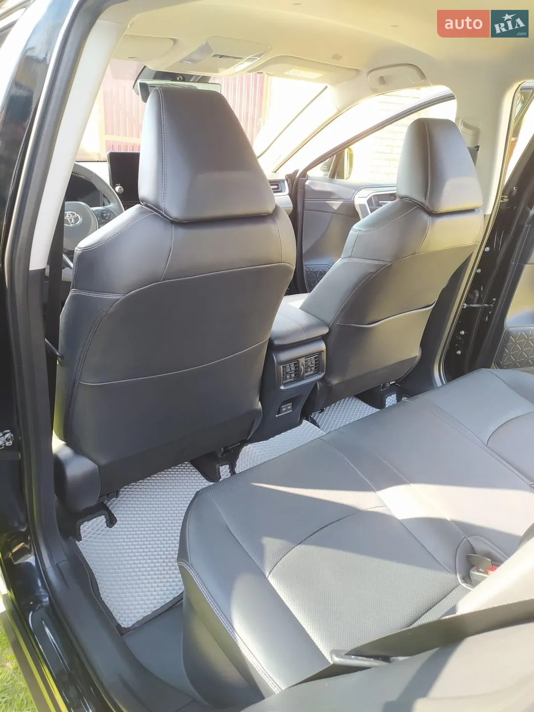 2024 Toyota RAV 4 - мініатюра 22