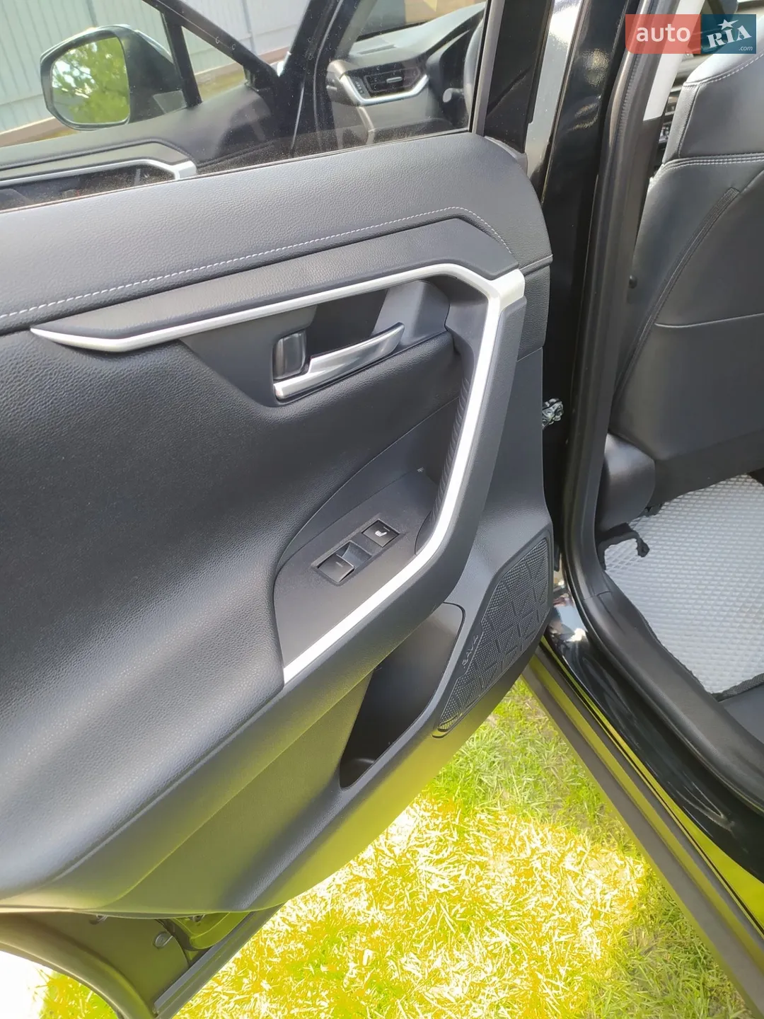2024 Toyota RAV 4 - мініатюра 27