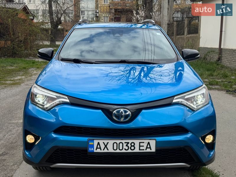Toyota RAV4 2017