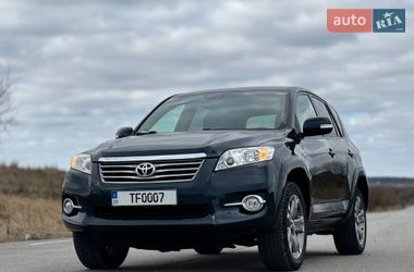 Внедорожник / Кроссовер Toyota RAV4 2011 в Тернополе