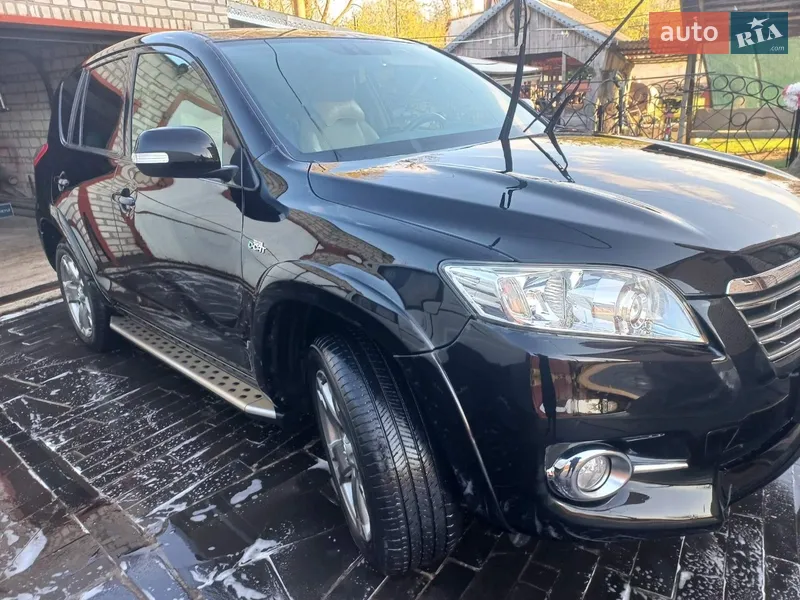 Toyota RAV4 2010