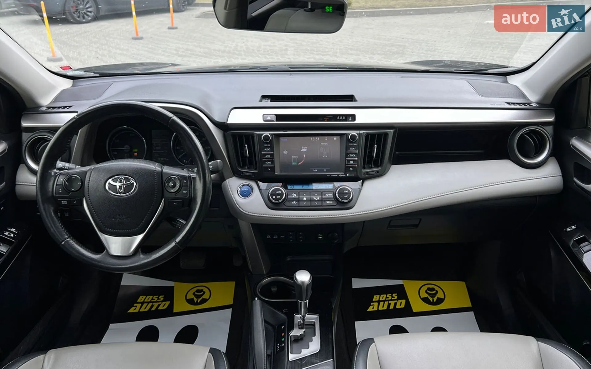 2017 Toyota RAV 4 - мініатюра 12