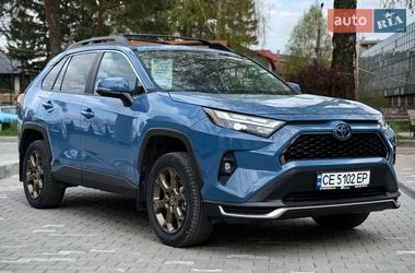 Внедорожник / Кроссовер Toyota RAV4 2023 в Черновцах