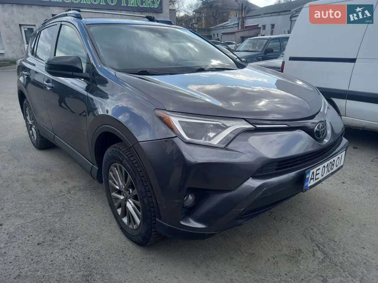 2019 Toyota RAV 4 - мініатюра 10