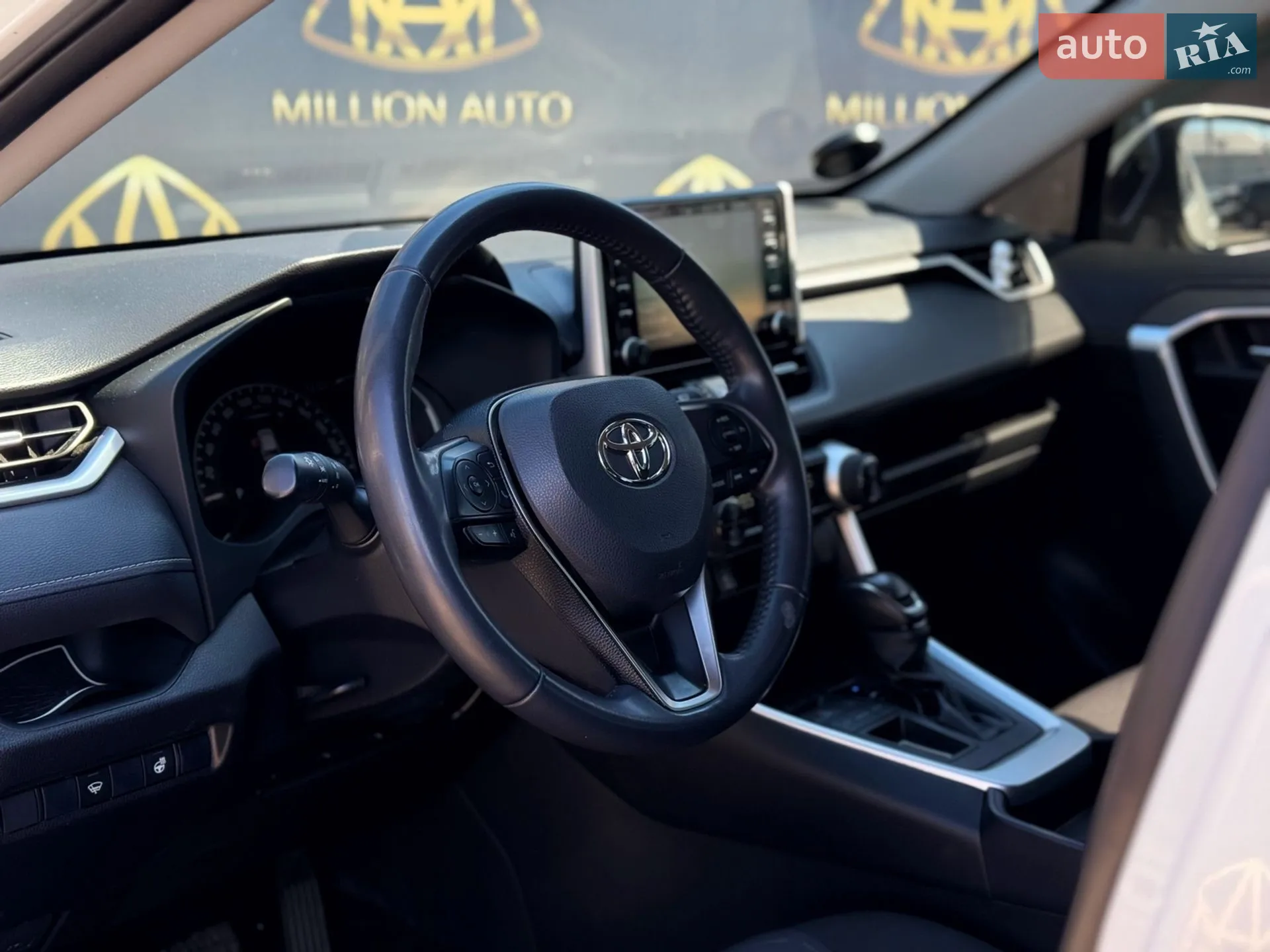 2019 Toyota RAV 4 - мініатюра 9