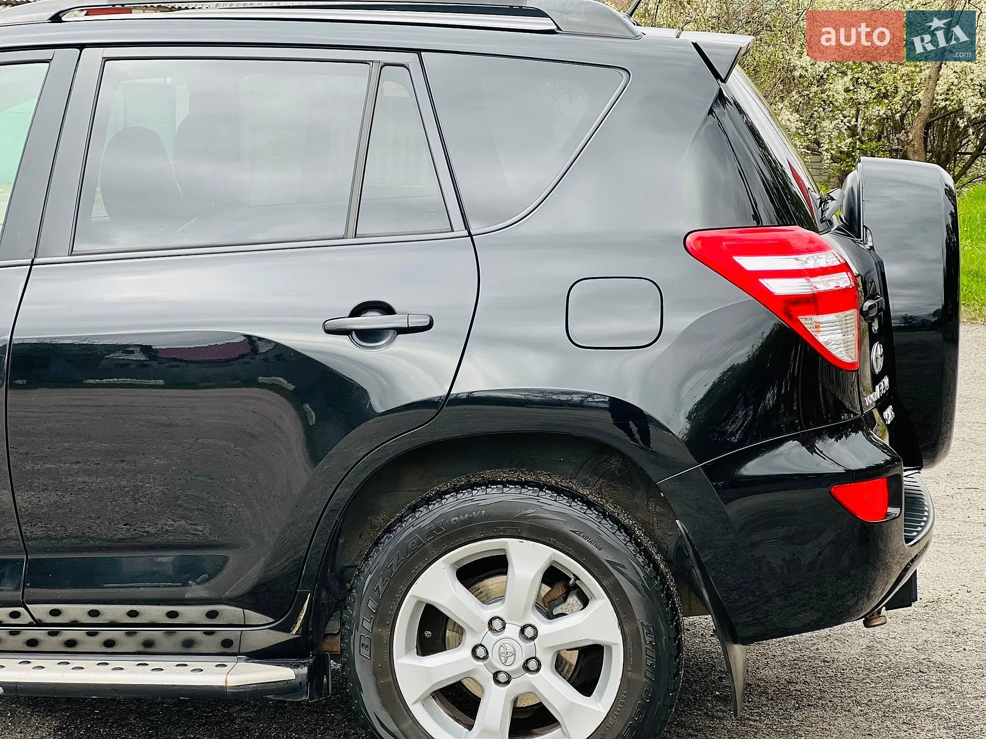 2010 Toyota RAV 4 - мініатюра 28